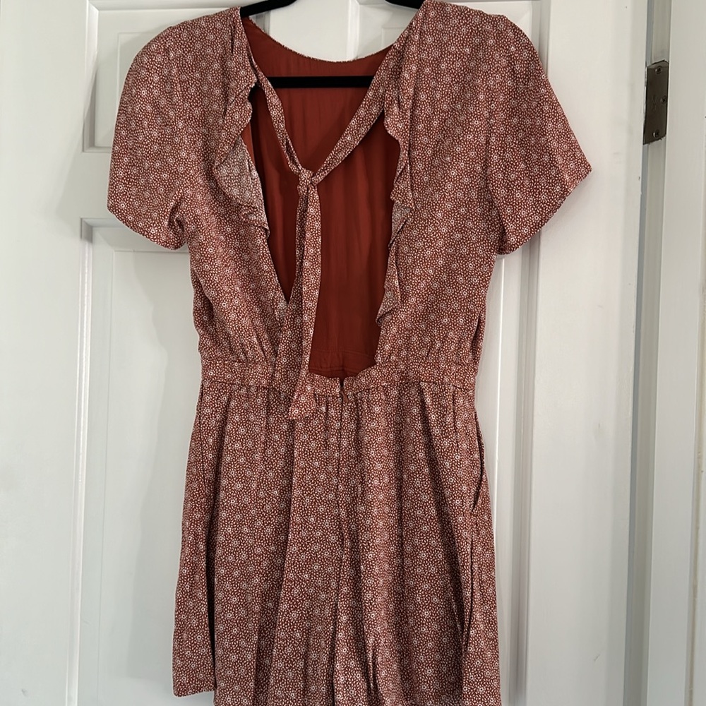 Abercrombie Romper With Open Back - image 4